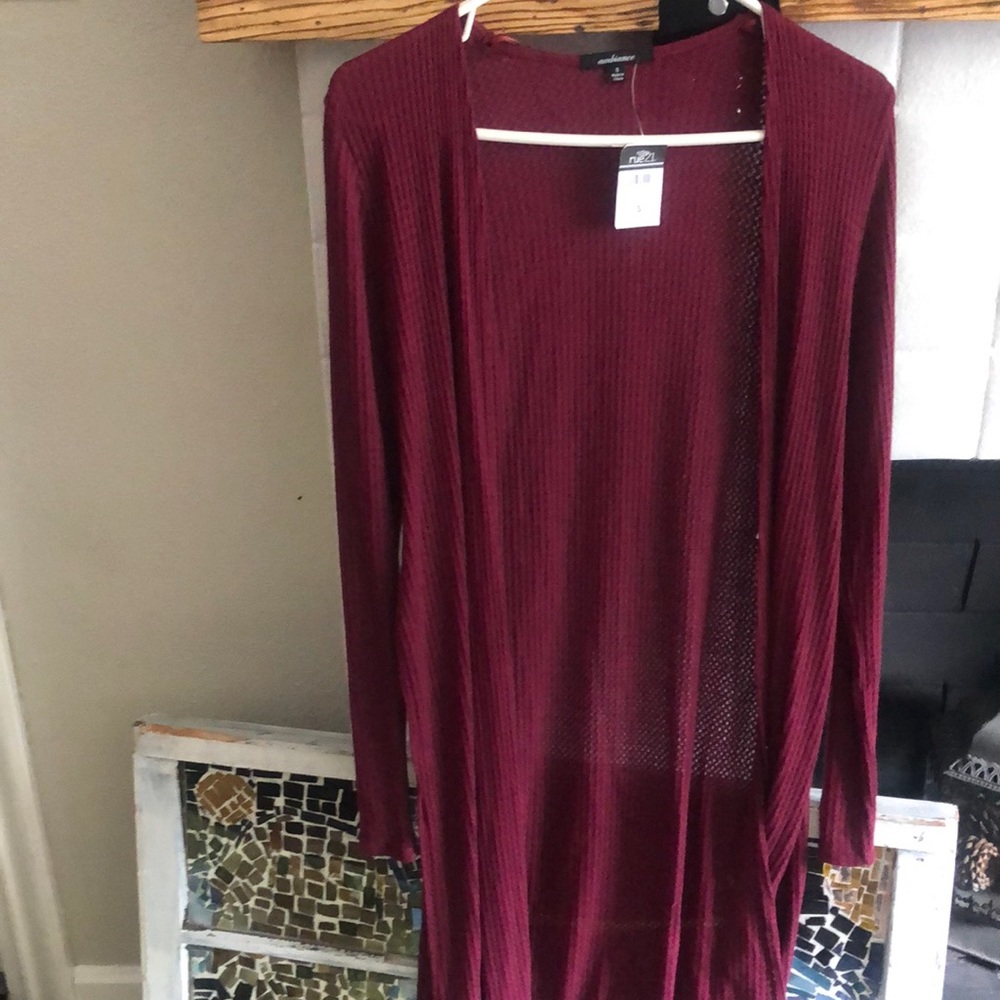 Cardigan Burgundy color